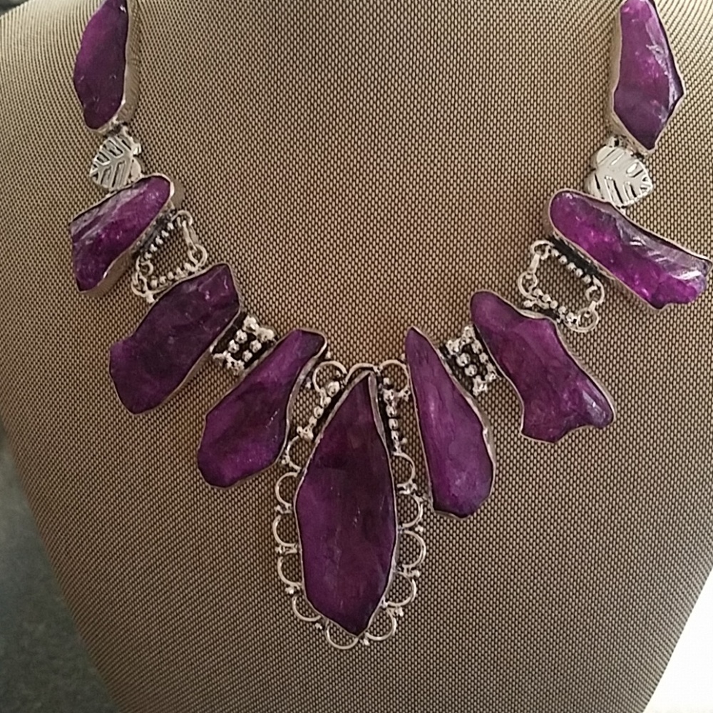 Beautiful Statement Necklace - image 1